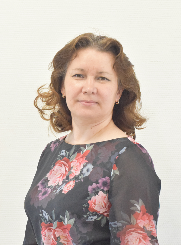 Попова Лилия Петровна.